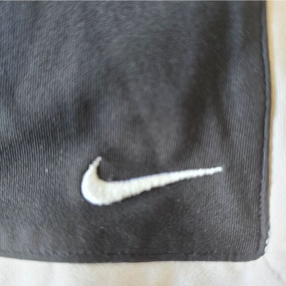 Nike Black Sports Shorts - Picture 5 of 6